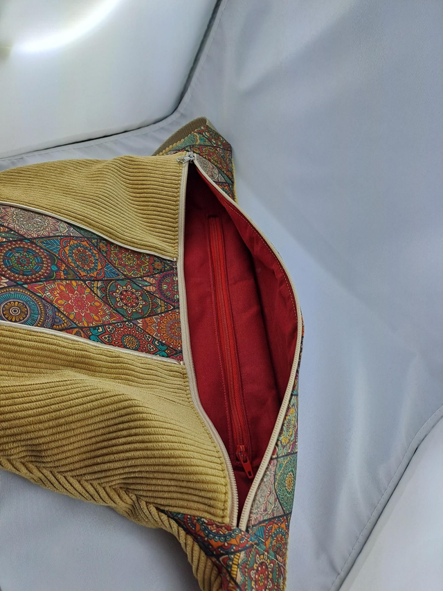 Sac banane bi matière - moutarde et arabesques - Nazaré – Image 3